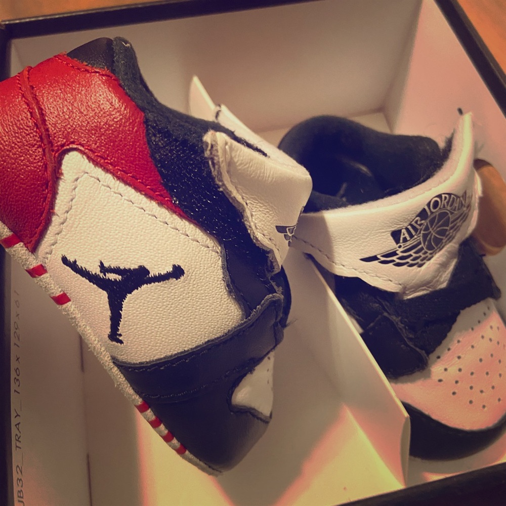 JORDAN 1st CRIB